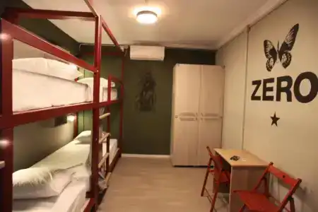Stay Hybrid Youth Hostel - 46
