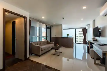 Blackwoods Pattaya - 27