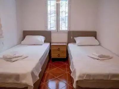 Yalıyanı Pansiyon - 19