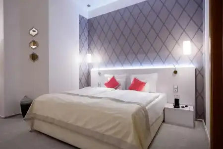 Karoly Corner Residences - 56