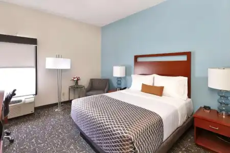 Best Western Plus Bellingham - 110