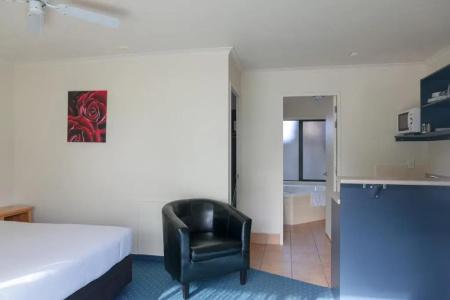 Stadium Motel - 42