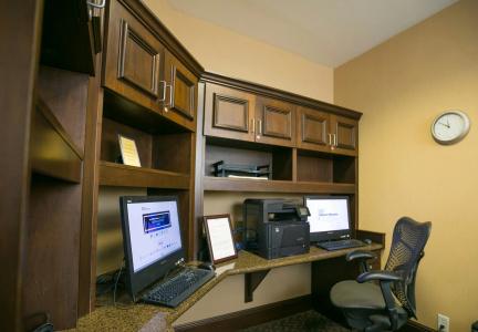 Hilton Garden Inn Lakeland - 21