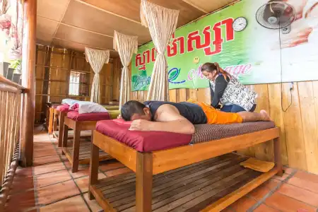 Smile Guesthouse By Smile Resort - 1