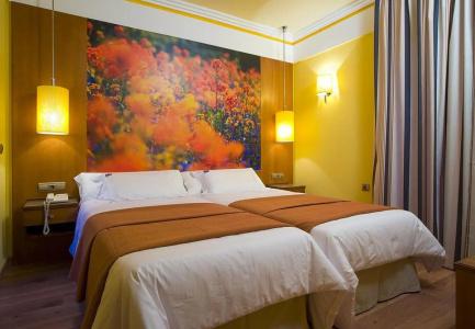 Suites Gran Via 44 Apartahotel - 6