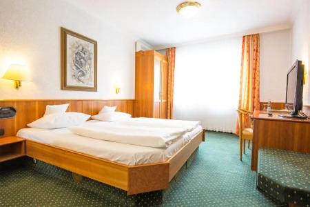 AAAAwelt Kübler - 54