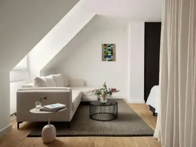 Bob W Munich Schwabing - 9