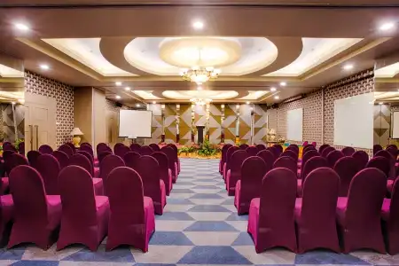 Sunlake Waterfront Resort and Convention - 15
