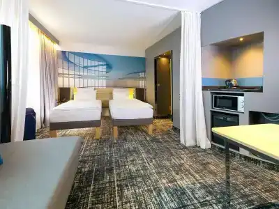 Novotel Suites Berlin City Potsdamer Platz - 1