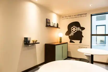 Hub By Premier Inn London King's Cross - 11