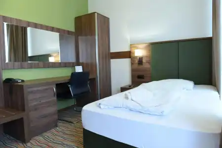 Olive Inn - 2