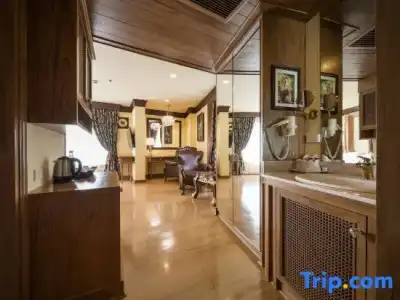 Peak Nimman Prestige - 95