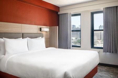 SpringHill Suites Dallas Downtown / West End - 15