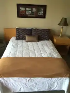 Candlelight Inn - 16