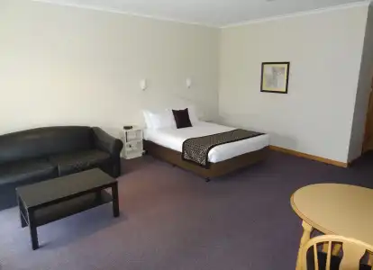 Quality Inn Presidential - 5