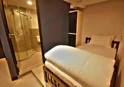 Jellybean The Blocks Hostel Sukhumvit 10 - 5