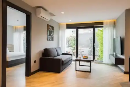 Z-Suites - 5