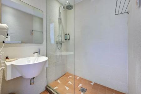 Bor Hôtel & Restaurant - Plage privée - 86