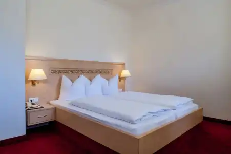 Rumer Hof - 33