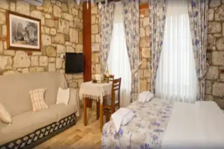 Ince Kara Apart - 1