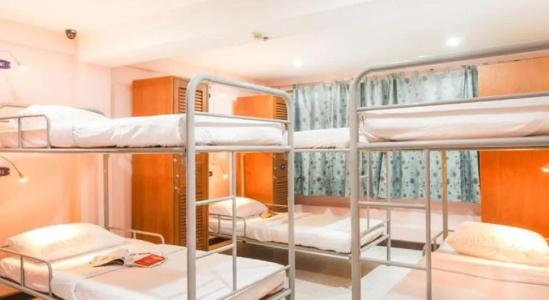 Royal Express Inn Sukhumvit - 20