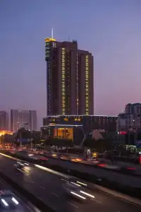 Renaissance Wuhan - 50