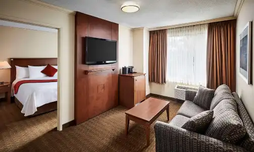 Best Western Plus Guildwood Inn - 70