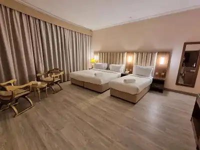 Vista Square - 5