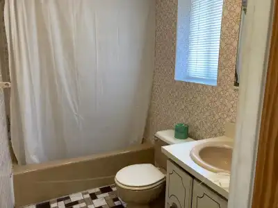 Glendale Motel - 6