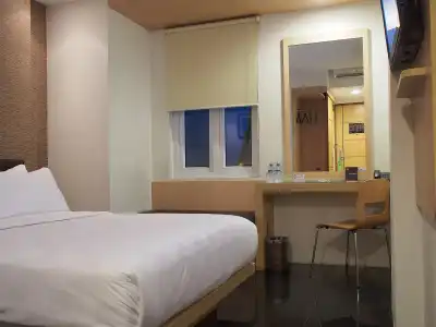 M Jakarta - 40