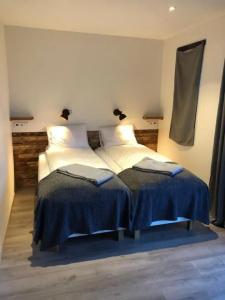 Hrafnavellir Guest House - 25