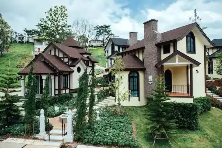 Breeze Hill Resort - 101