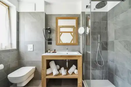 Camina Suite & Spa - 9