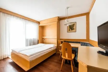 Residence Contrin - 90