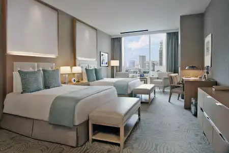 Trump International & Tower - 38