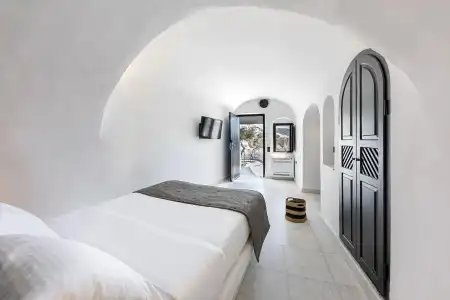 Pearl of Caldera Oia Boutique - 25