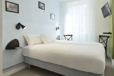 Hôtel Amista Marseille (ancien Hôtel Saint-Louis Vieux Port) - 76