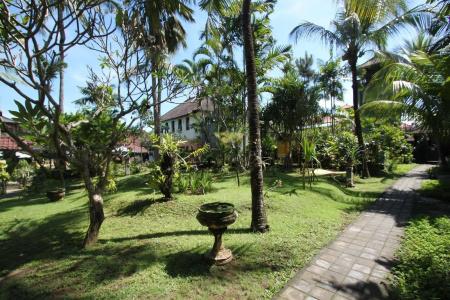 Bakung Beach Resort - 17
