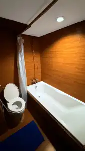 Highfive Guest House - 26