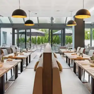 Newton Heilbronn - 17