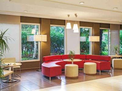 Ibis Barcelona Cornella - 19