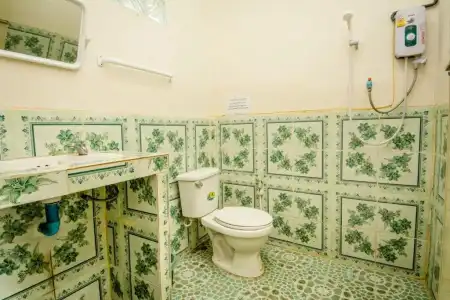 Sarm Mork Guesthouse - 25