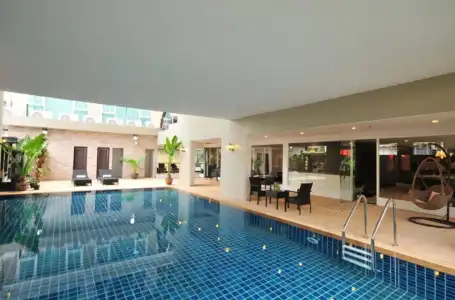 Boss Suites Nana - 19