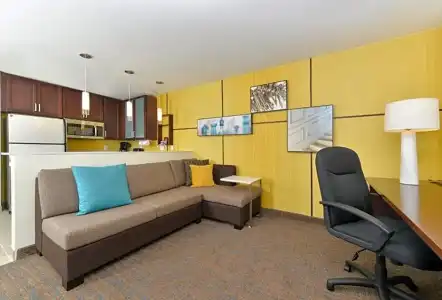 Residence Inn Des Moines Downtown - 52
