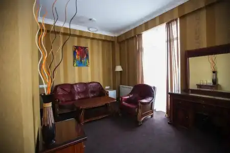 Sololaki - 4