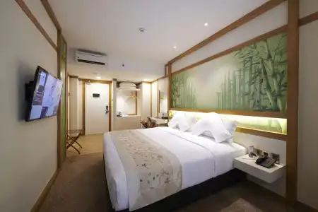 Verse Luxe Wahid Hasyim - 20