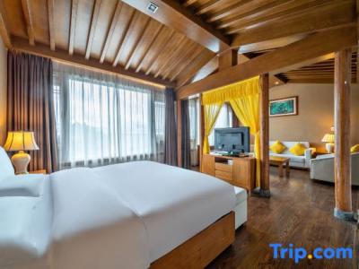Lijiang Tianyu Boutique - 103