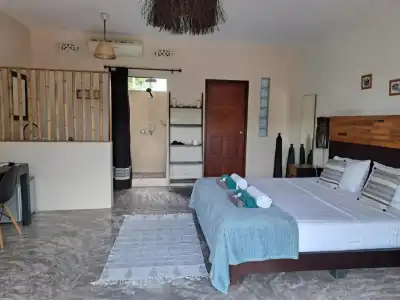 Laura's Guest House - adult only - - 84