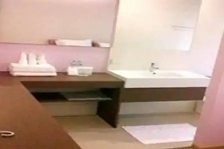 Nantra Silom - 9