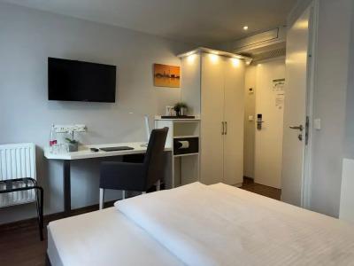 Mirage City Stuttgart Zentrum - 49